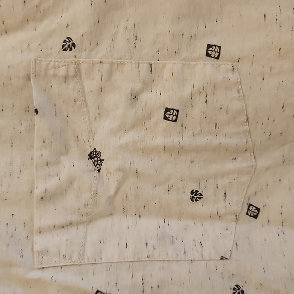 Prana pattern slim fit button down size large - Picture 4 of 4